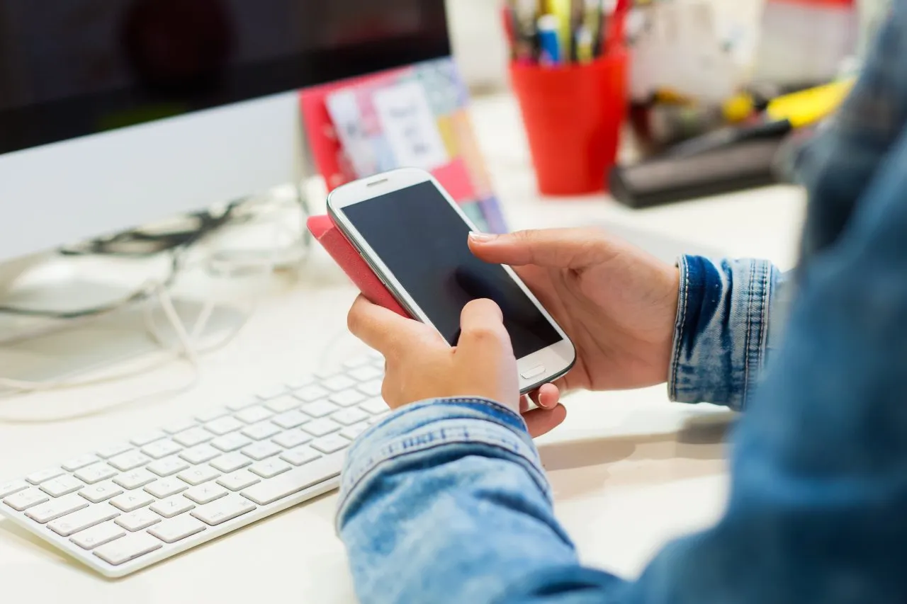 Mobile-First in 2025: How User Behavior is Reshaping SEO, E-Commerce, and Content Strategy
